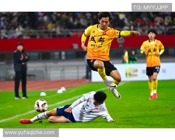 昔日足坛巨星再聚首精彩重现经典对决点燃球迷热情