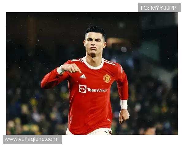 盘点足坛十位最具影响力球星及其辉煌瞬间解析